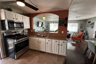 260 N Lyon Ave, Hemet, CA 92543 - Photo 5