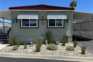 260 N Lyon Ave, Hemet, CA 92543 - Photo 1