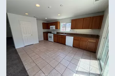 33963 Petunia Street, Murrieta, CA 92563 - Photo 9