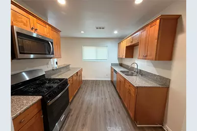 1516 5th Street, San Fernando, CA 91340 - Photo 13