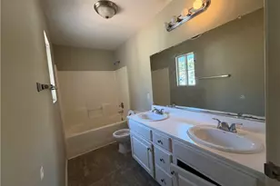 16183 Blue Haven Ct, Riverside, CA 92503 - Photo 27