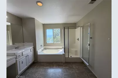 16183 Blue Haven Court, Riverside, CA 92503 - Photo 45