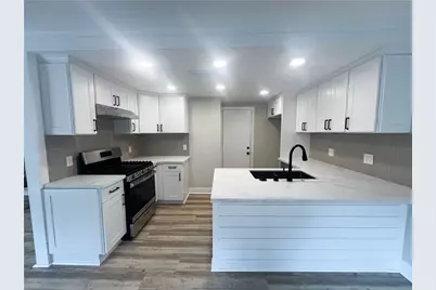 6060 Oak Street #E, Huntington Park, CA 90255 - Photo 9