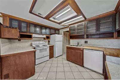 579 E 40th, San Bernardino, CA 92404 - Photo 11