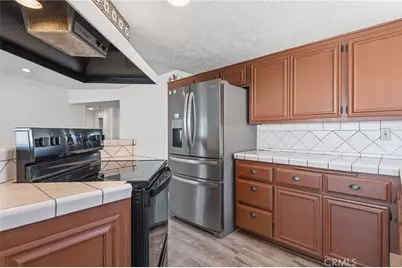 26325 Catamaran Lane, Helendale, CA 92342 - Photo 13