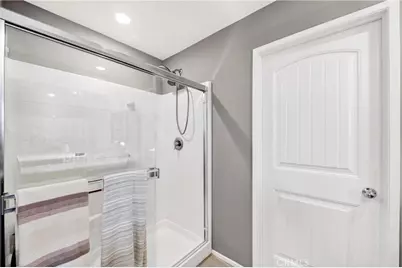 17190 Pioneer, San Bernardino, CA 92407 - Photo 29