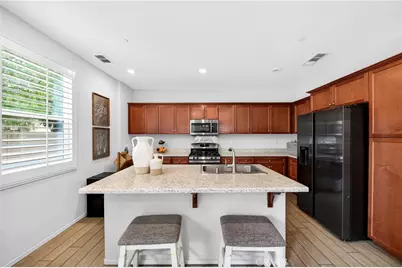 17190 Pioneer, San Bernardino, CA 92407 - Photo 7