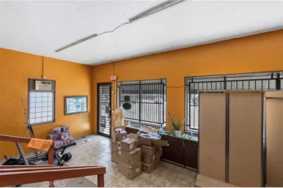 2879 Main, Riverside, CA 92501 - Photo 9