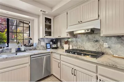 23243 Sunrise Way, Crestline, CA 92325 - Photo 25
