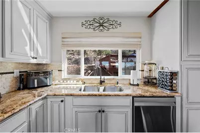 1430 Sequoia, Lake Arrowhead, CA 92352 - Photo 15