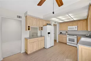 13219 Village 13, Camarillo, CA 93012 - Photo 11