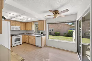 13219 Village 13, Camarillo, CA 93012 - Photo 11