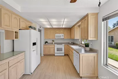 13219 Village 13, Camarillo, CA 93012 - Photo 9