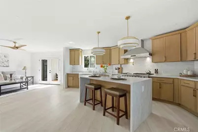 2260 Gondar Avenue, Long Beach, CA 90815 - Photo 11
