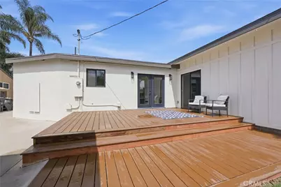 2260 Gondar Avenue, Long Beach, CA 90815 - Photo 43