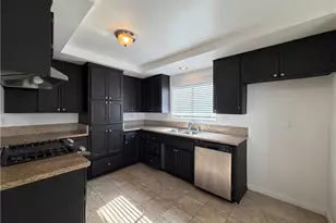 385 Burr St, Corona, CA 92882 - Photo 11