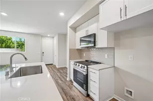 9194 Waverly Ln, Riverside, CA 92503 - Photo 5