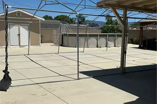17814 Terry St, Fontana, CA 92336 - Photo 23