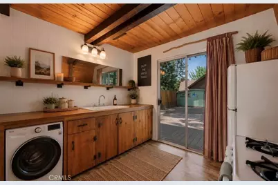 327 W Country Club, Big Bear City, CA 92314 - Photo 7
