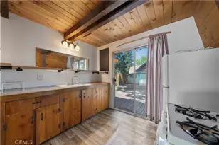 327 W Country Club, Big Bear City, CA 92314 - Photo 9
