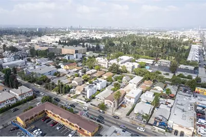 1059 N Wilton Place, Los Angeles, CA 90038 - Photo 19