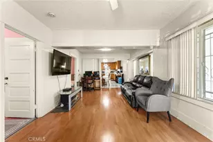 1059 N Wilton Pl, Los Angeles, CA 90038 - Photo 3