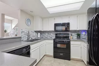 7543 W Liberty #621, Fontana, CA 92336 - Photo 15