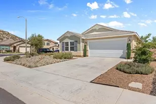 28266 Levi, Menifee, CA 92585 - Photo 27