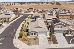 28266 Levi, Menifee, CA 92585 - Photo 31
