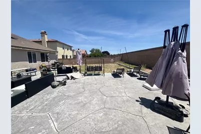 4042 W Avenue J9, Lancaster, CA 93536 - Photo 15