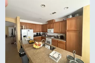 4042 W Avenue J9, Lancaster, CA 93536 - Photo 5