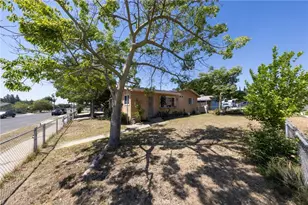 566 S Sage, Rialto, CA 92376 - Photo 3