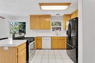 1661 Virginia St, Wrightwood, CA 92397 - Photo 11