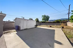25580 Byron, San Bernardino, CA 92404 - Photo 29