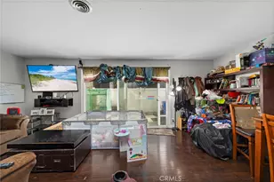 698 E 5th St, Azusa, CA 91702 - Photo 31
