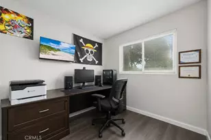 698 E 5th St, Azusa, CA 91702 - Photo 21