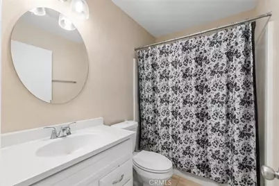 698 E 5th Street, Azusa, CA 91702 - Photo 15