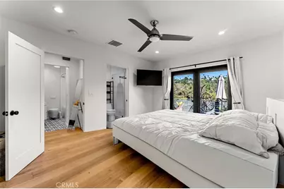 242 Thorne, Los Angeles, CA 90042 - Photo 19