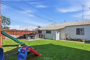 896 Valencia, Colton, CA 92324 - Photo 25