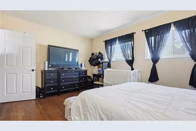 896 Valencia, Colton, CA 92324 - Photo 17