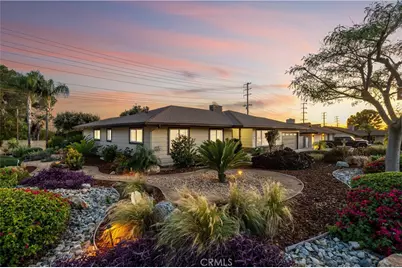 102 W Monterrey Drive, Claremont, CA 91711 - Photo 5