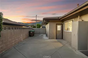 102 W Monterrey Dr, Claremont, CA 91711 - Photo 43