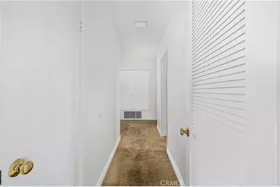 102 W Monterrey Drive, Claremont, CA 91711 - Photo 21