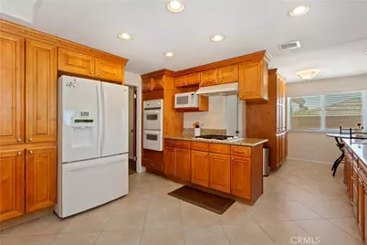 8527 Hillside Road, Rancho Cucamonga, CA 91701 - Photo 15