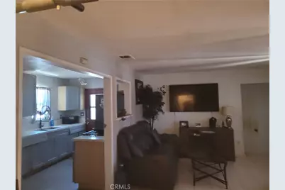 17746 Merrill, Fontana, CA 92335 - Photo 3