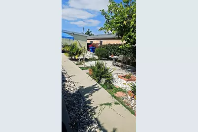 1664 E 113th, Los Angeles, CA 90059 - Photo 25