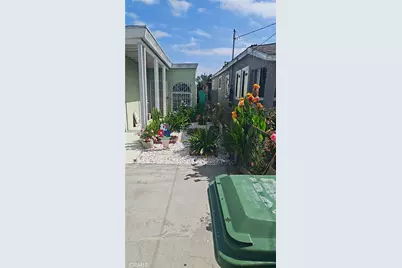 1664 E 113th, Los Angeles, CA 90059 - Photo 3