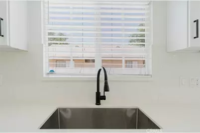535 N Pasadena Avenue, Azusa, CA 91702 - Photo 11