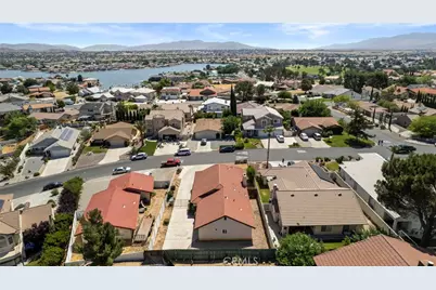 13300 Tamarisk, Victorville, CA 92395 - Photo 35