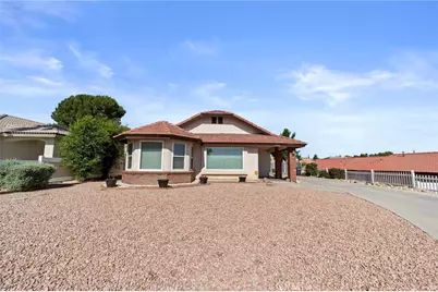 13300 Tamarisk, Victorville, CA 92395 - Photo 3